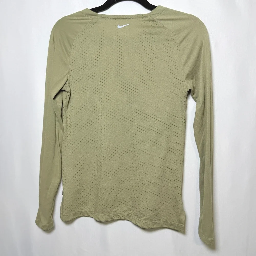 Nike Running Dri-FIT Long Sleeve Shirt Olive Green AT4172-225 Mens Small
